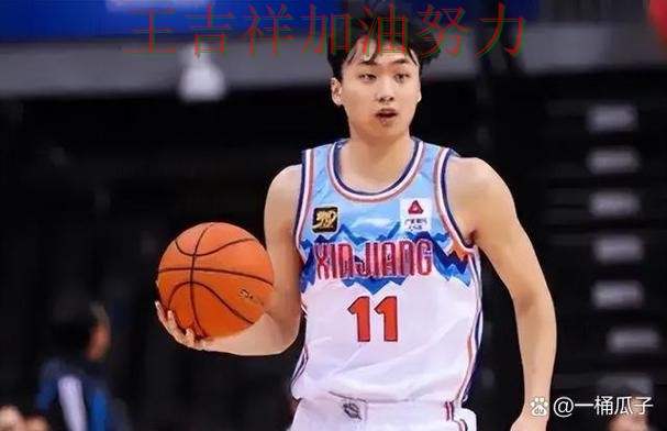 中国羽毛球队防线失误导致痛失好局 争冠格局出现新的变化